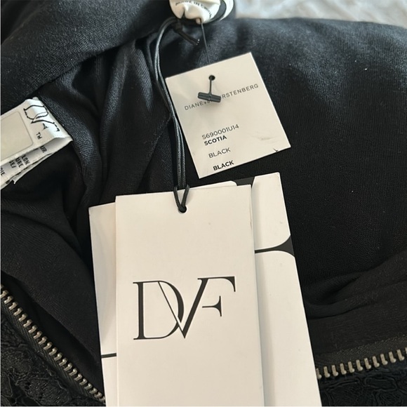 DVF Scotia Lace Pencil Skirt NWT - Picture 11 of 17